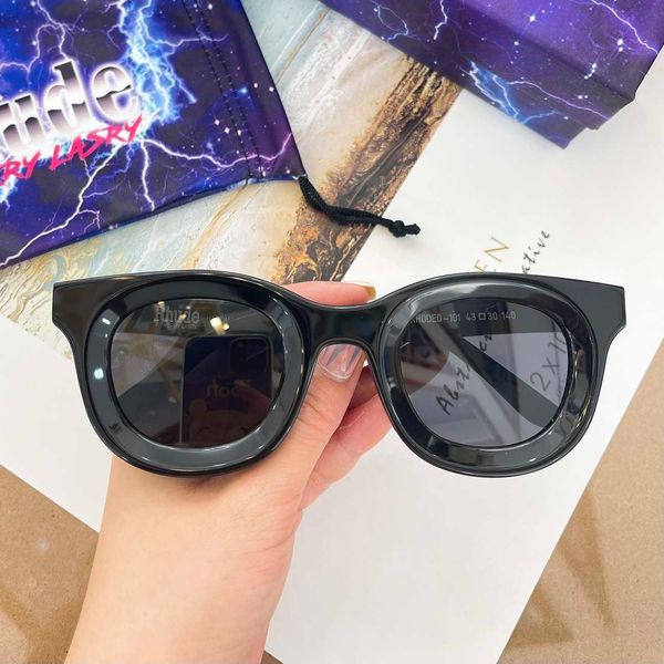 trend high-quality style sunglasses optical lens new fashion factory sun glasses 70%off oa27, White;black
trend high-quality style sunglasses optical lens new fashion factory sun glasses 70%off oa27, White;black