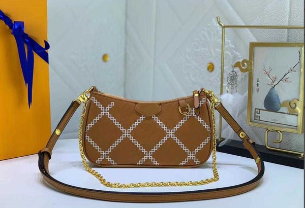 2023 new luxurys designers bags handbag purses womens fashion clutch purse chain crossbody shoulder bag designer handbags the tote bag 0az0, Black
2023 new luxurys designers bags handbag purses womens fashion clutch purse chain crossbody shoulder bag designer handbags the tote bag 0az0, Black