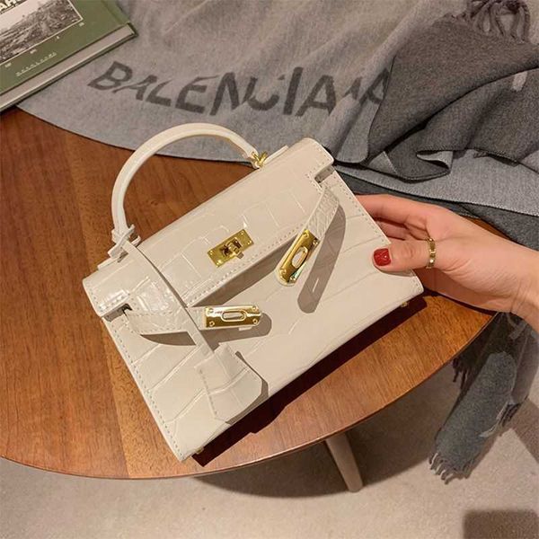 herme kely luxurys handbag commuting white female 2023 new fashion light luxury small crowd messenger summer
herme kely luxurys handbag commuting white female 2023 new fashion light luxury small crowd messenger summer