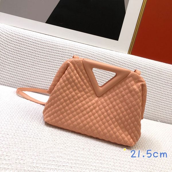 quilting crossbody bag shoulder messenger wallets women handbag purse inverted triangle handle diamond lattice adjustable strap embroider ha
quilting crossbody bag shoulder messenger wallets women handbag purse inverted triangle handle diamond lattice adjustable strap embroider ha