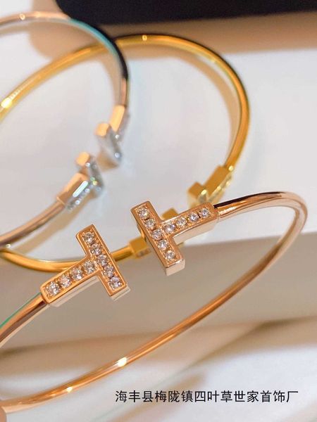 factory designer bangle double t white fritillaria style diamond inlaid fashion versatile bracelet star same online popular jewelry high end, Black
factory designer bangle double t white fritillaria style diamond inlaid fashion versatile bracelet star same online popular jewelry high end, Black