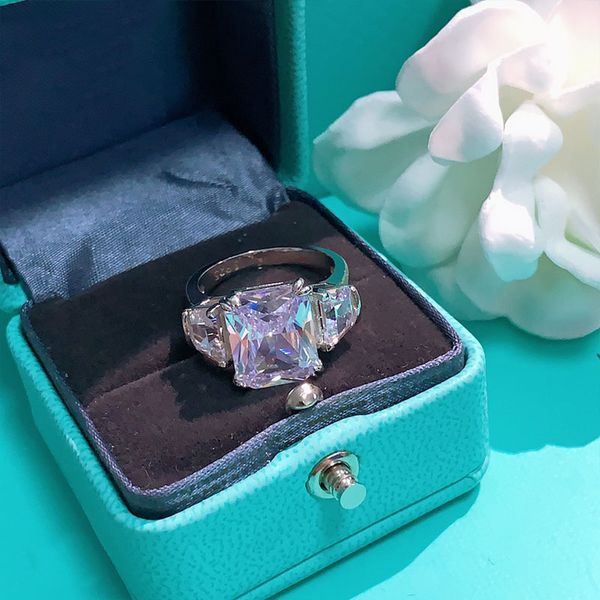 designers ring fashion luxury diamond rings sterling silver women's jewelry versatile jewelrys wedding gift lovers anniversary style go, Golden;silver
designers ring fashion luxury diamond rings sterling silver women's jewelry versatile jewelrys wedding gift lovers anniversary style go, Golden;silver
