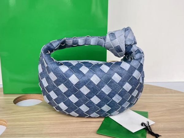 women's bag fashion casual simple high-end quality denim shoulder bag model 651876 
women's bag fashion casual simple high-end quality denim shoulder bag model 651876