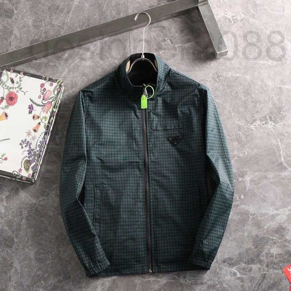 men's jackets designer zipper jacket autumn stand collar double-sided plaid windbreaker business casual cardigan coat outdoor sportswea, Black;brown
men's jackets designer zipper jacket autumn stand collar double-sided plaid windbreaker business casual cardigan coat outdoor sportswea, Black;brown