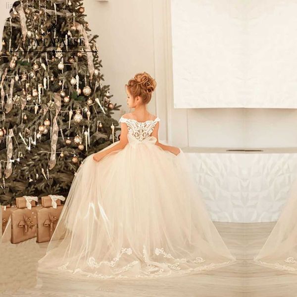 girl's dresses fatapaese flower girl dress vestidos lace bow tulle princess girl ball gown illusion off shoulder dress first communion, Red;yellow
girl's dresses fatapaese flower girl dress vestidos lace bow tulle princess girl ball gown illusion off shoulder dress first communion, Red;yellow