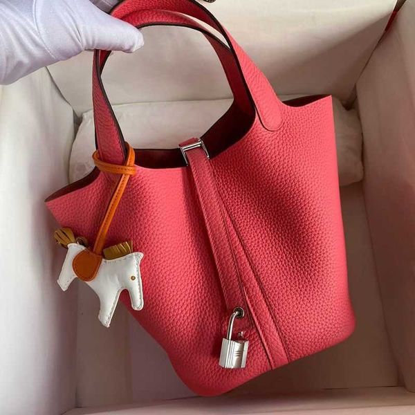 classic leather fashion pictins herme bags 2023 trendy pink vegetable basket hand large capacity bucket mommy leather
classic leather fashion pictins herme bags 2023 trendy pink vegetable basket hand large capacity bucket mommy leather