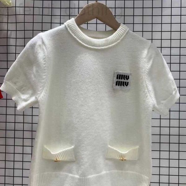 women's sweaters designer miss autumn and winter new year red metal button short-sleeved sweater for women with sweet short 9rdz, White;black
women's sweaters designer miss autumn and winter new year red metal button short-sleeved sweater for women with sweet short 9rdz, White;black