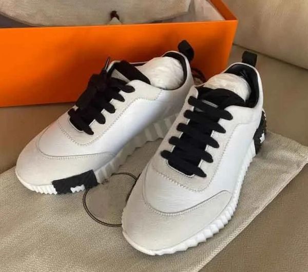 2023 luxury men bouncing sneaker shoes technical mesh suede trainers goatskin light sole casual walking discount footwear eu 38-46, Black
2023 luxury men bouncing sneaker shoes technical mesh suede trainers goatskin light sole casual walking discount footwear eu 38-46, Black