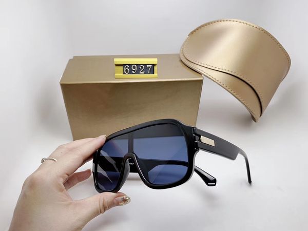 luxury 6927 brand designer sunglasses for women men shield summer style rectangle full frame uv protection with box, White;black
luxury 6927 brand designer sunglasses for women men shield summer style rectangle full frame uv protection with box, White;black