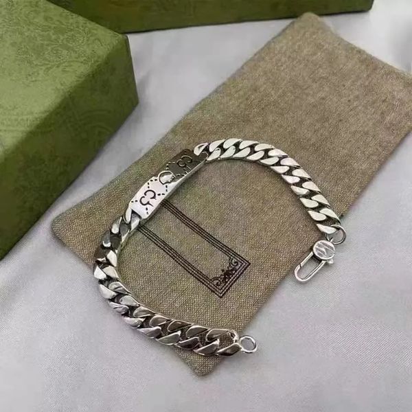 charm bracelets gu designer jewellery letter g skull cuban link bracelet for men and women couples bijoux cjewelers 925silver original packa, Golden;silver
charm bracelets gu designer jewellery letter g skull cuban link bracelet for men and women couples bijoux cjewelers 925silver original packa, Golden;silver