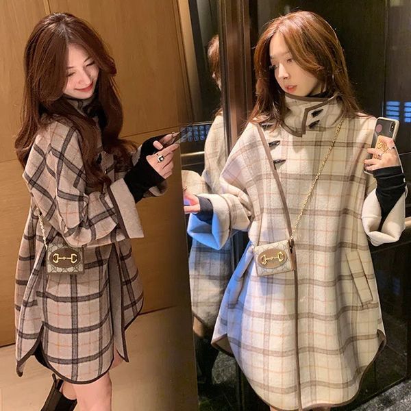 women's jackets korean highquality plaid woolen coat 2023 autumn and winter women's side button open antique loose medium long 230, Black;brown
women's jackets korean highquality plaid woolen coat 2023 autumn and winter women's side button open antique loose medium long 230, Black;brown