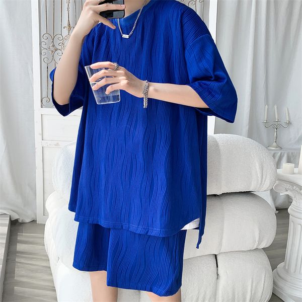 men s tracksuits plus size 5xl wave pattern drape loose casual sets simple short sleeve ice silky summer t shirts shorts 230224, Gray
men s tracksuits plus size 5xl wave pattern drape loose casual sets simple short sleeve ice silky summer t shirts shorts 230224, Gray