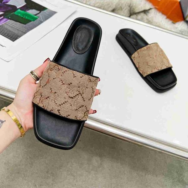designers slippers for women mens slides floral flats bottom ggity flop flip scuffs casual fashion beach shoes sandals g9a
designers slippers for women mens slides floral flats bottom ggity flop flip scuffs casual fashion beach shoes sandals g9a