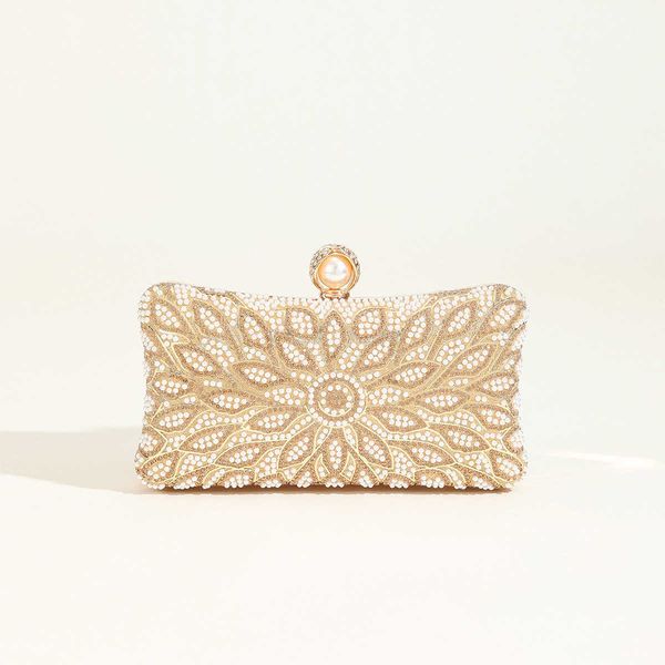 2022 new women pearl flowers evening bags wedding banquet dinner purse mini party banquet wallets drop shipping 230224
2022 new women pearl flowers evening bags wedding banquet dinner purse mini party banquet wallets drop shipping 230224