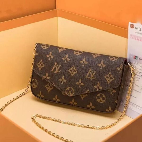 high-quality women bag handbag original box date code purse clutch shoulder messenger cross body serial number three in one fashion purse br
high-quality women bag handbag original box date code purse clutch shoulder messenger cross body serial number three in one fashion purse br