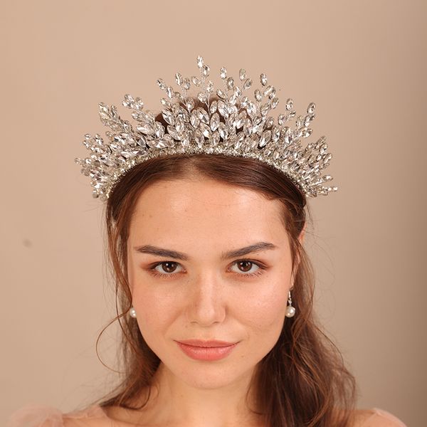 wedding hair jewelry luxury rhonestone bridal crown for women headpiece handmade accessories fashion party prom tiaras ornaments 230224, Slivery;golden
wedding hair jewelry luxury rhonestone bridal crown for women headpiece handmade accessories fashion party prom tiaras ornaments 230224, Slivery;golden