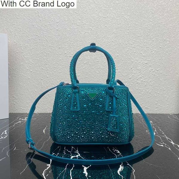 luxury cc evening bags 10a killer bag crystal totes mini satin handbag diamonds triangle crossbody bags three zipper pockets side snap faste
luxury cc evening bags 10a killer bag crystal totes mini satin handbag diamonds triangle crossbody bags three zipper pockets side snap faste