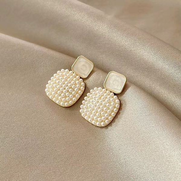 sen series super fairy pearl geometric square earrings temperament sweet personality small square earrings fashion ol goddess style, Golden
sen series super fairy pearl geometric square earrings temperament sweet personality small square earrings fashion ol goddess style, Golden