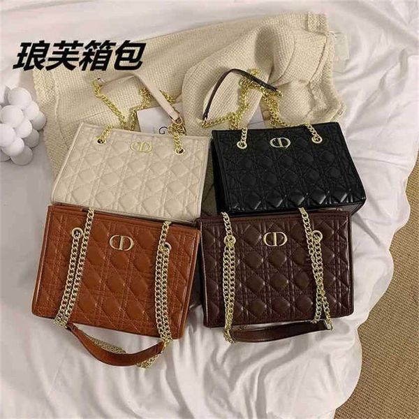 handbag 2023 new bag star same embroidery tot live women's
