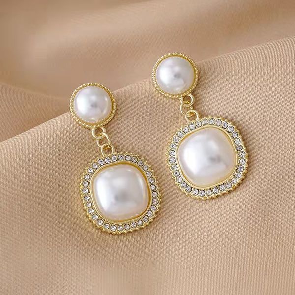 925 silver needle french luxury pearl earrings ins temperament design sense geometric earrings celebrities fashion high-end earrings, Golden
925 silver needle french luxury pearl earrings ins temperament design sense geometric earrings celebrities fashion high-end earrings, Golden