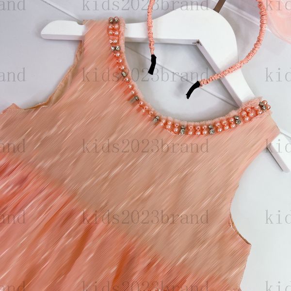 23ss girls embroidery dress pink short sleeveless mesh skirt high-end girls dresses summer princess dress brand designer kids pleated dress, Red;yellow
23ss girls embroidery dress pink short sleeveless mesh skirt high-end girls dresses summer princess dress brand designer kids pleated dress, Red;yellow