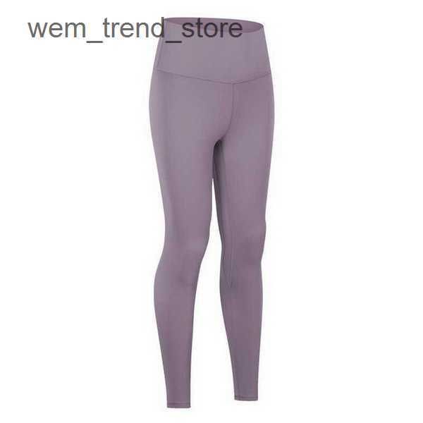 new style l- l-85 naked material women yoga pants solid color sports gym wear leggings high waist elastic fitness lady overall tights workou, Black;white
new style l- l-85 naked material women yoga pants solid color sports gym wear leggings high waist elastic fitness lady overall tights workou, Black;white