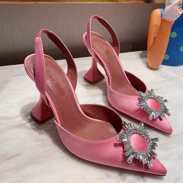 amina muaddi dress shoes sandals satin pointed open heel shoes bow shallow crystal sunflower high heels 10cm women's luxury designer pa, Black
amina muaddi dress shoes sandals satin pointed open heel shoes bow shallow crystal sunflower high heels 10cm women's luxury designer pa, Black