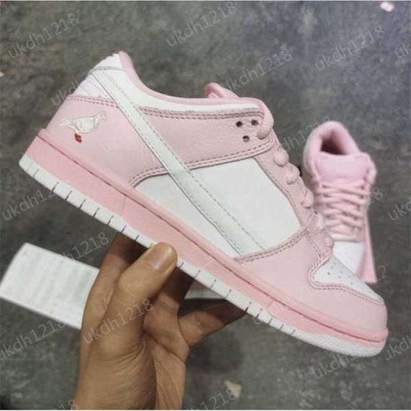 box with shoes casual dunks low staple panda pigeon pink dunksb lows sneakers sb bv1310-012 the sporty running shoes 0vms, Black
box with shoes casual dunks low staple panda pigeon pink dunksb lows sneakers sb bv1310-012 the sporty running shoes 0vms, Black