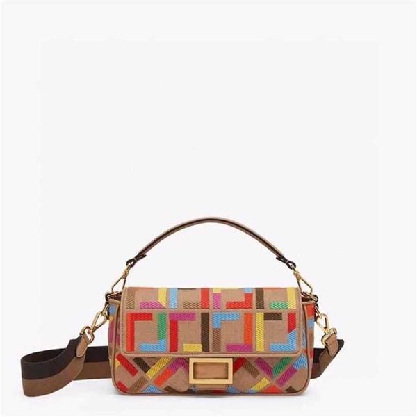 handbag 2023 new bag uette pink color canvas embroidery staff portable girl's heart square
handbag 2023 new bag uette pink color canvas embroidery staff portable girl's heart square