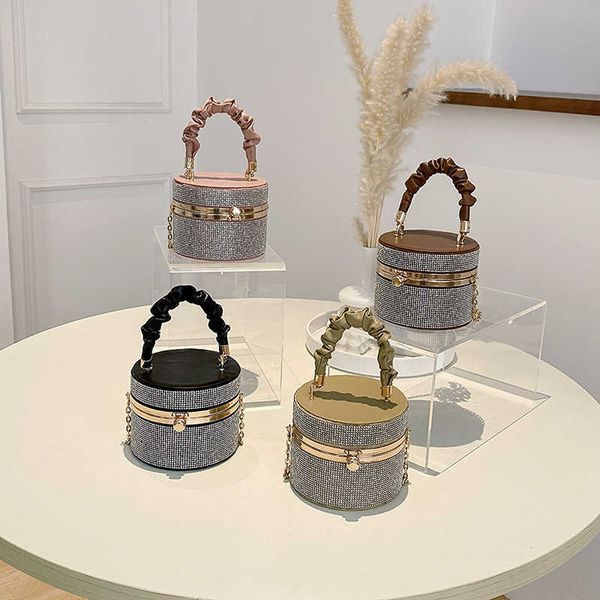 diamonds circular box evening clutch bags women 2023 luxury designer handbags and purses ladies hand bag chain crossbody bag 230224
diamonds circular box evening clutch bags women 2023 luxury designer handbags and purses ladies hand bag chain crossbody bag 230224