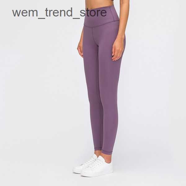 new style l- l-85 naked material women yoga pants solid color sports gym wear leggings high waist elastic fitness lady overall tights workou, Black;white
new style l- l-85 naked material women yoga pants solid color sports gym wear leggings high waist elastic fitness lady overall tights workou, Black;white