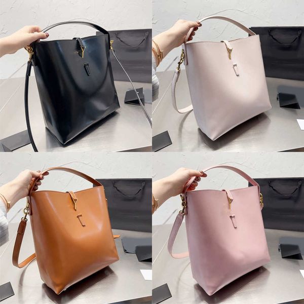fashion bags womens bucket bags luxurys handbags purse designer totes bags leather shoulder bag vintage shopping wallet drawstring 230224x
fashion bags womens bucket bags luxurys handbags purse designer totes bags leather shoulder bag vintage shopping wallet drawstring 230224x