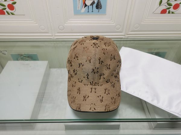 spring and summer new leisure sports hat outdoor hat men's and women's fashion fashion embroidery sunshade baseball hat letter duc, Blue;gray
spring and summer new leisure sports hat outdoor hat men's and women's fashion fashion embroidery sunshade baseball hat letter duc, Blue;gray
