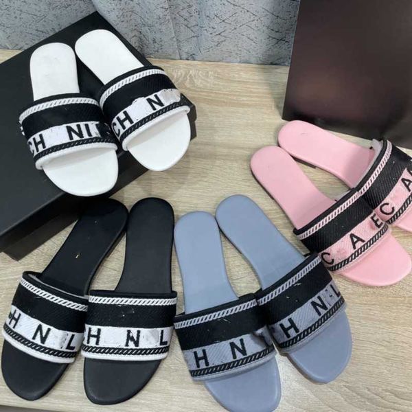women designer slippers socialite fashion 2023 new slides fashion summer home beach slipper non-slip must-haves for ladies embroidered c str, Black
women designer slippers socialite fashion 2023 new slides fashion summer home beach slipper non-slip must-haves for ladies embroidered c str, Black