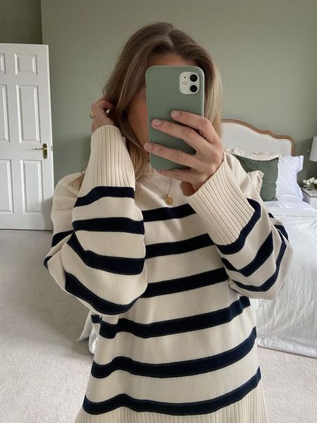 women's sweaters yenkye autumn women fashion elegant striped knitted sweater jumpers o neck female oversize pullovers chic 230224, White;black
women's sweaters yenkye autumn women fashion elegant striped knitted sweater jumpers o neck female oversize pullovers chic 230224, White;black