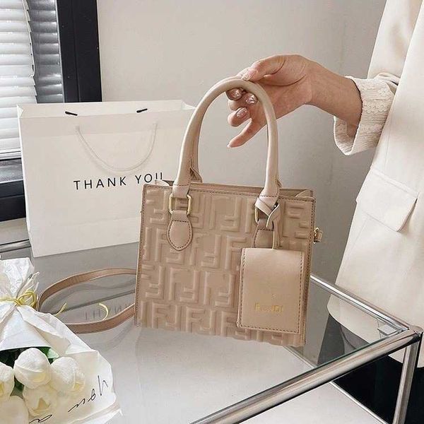 discount 50%off design bags fashionable single shoulder women's style simple messenger bag new fashion lady style handbags
discount 50%off design bags fashionable single shoulder women's style simple messenger bag new fashion lady style handbags