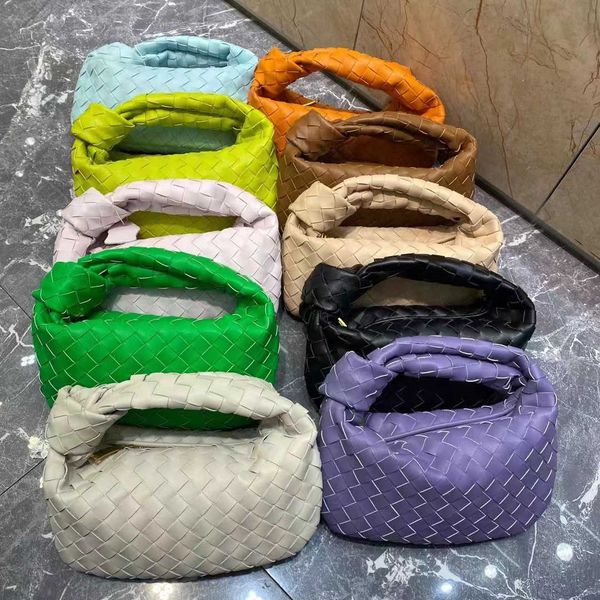 leather venetas capacity bags jodies fashion designer bag 2023 bottegas versatile knotted knitting handbag large women k3vf 8ms1
leather venetas capacity bags jodies fashion designer bag 2023 bottegas versatile knotted knitting handbag large women k3vf 8ms1