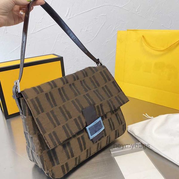 designer vintage women handbag tote bags purse fashion letter baguetter canvas hobo shoulder bag wallets all-match handbags lady metal hasp
designer vintage women handbag tote bags purse fashion letter baguetter canvas hobo shoulder bag wallets all-match handbags lady metal hasp