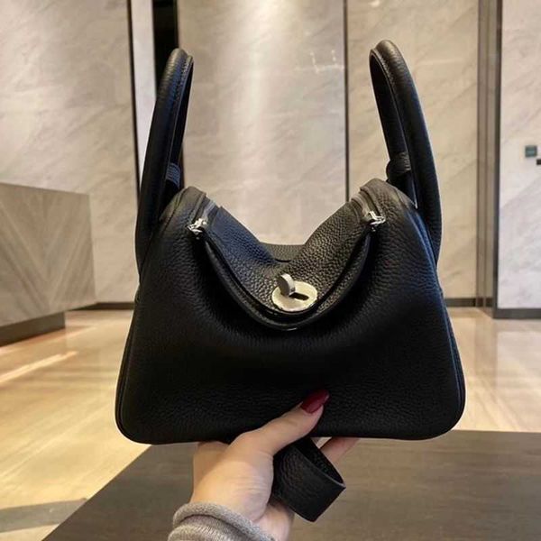 herme lind pillow bag high end quality genuine leather women's bag 2023 women's new cross-body single-shoulder medicine
herme lind pillow bag high end quality genuine leather women's bag 2023 women's new cross-body single-shoulder medicine