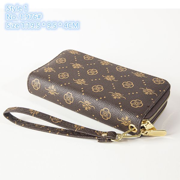 Factory wholesale ladies shoulder bag 3 styles retro letters women wallets street trend leather mobile phone coin purse multifunctional double zipper long wallet, White-976#-style 1
Factory wholesale ladies shoulder bag 3 styles retro letters women wallets street trend leather mobile phone coin purse multifunctional double zipper long wallet, White-976#-style 1