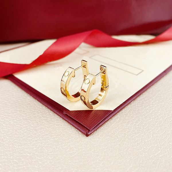classic full drill screw pattern charm earrings earring studded women's gold titanium steel luxury designer letter gift wedding jewelry, Golden
classic full drill screw pattern charm earrings earring studded women's gold titanium steel luxury designer letter gift wedding jewelry, Golden