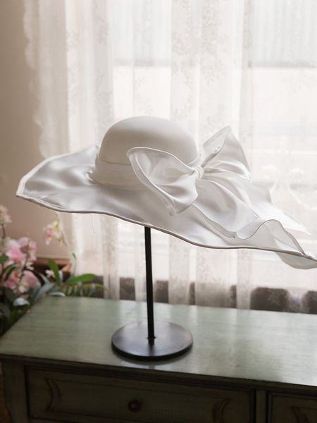 wedding hair jewelry white hat for bride women satin headpiece with bow 230224, Slivery;golden
wedding hair jewelry white hat for bride women satin headpiece with bow 230224, Slivery;golden