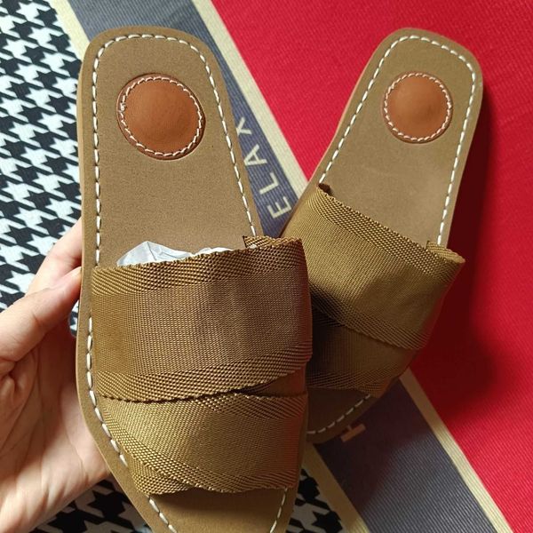 slipper shoes new slide beach kloe designer women's s wear 2023 women flat-bottomed summer versatile fashion net red word foreign style, Black
slipper shoes new slide beach kloe designer women's s wear 2023 women flat-bottomed summer versatile fashion net red word foreign style, Black