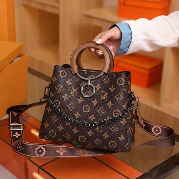 fashion shoulder bags 2023 women's diagonal women's style out shoulder bag women 60%off simple handbags wholesale
fashion shoulder bags 2023 women's diagonal women's style out shoulder bag women 60%off simple handbags wholesale