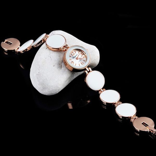 women watch ladies nobler fashion casual 5 colors wafer design round dial bracelet watch mujor quartz wristwatch female relojes girl gift, Slivery;golden
women watch ladies nobler fashion casual 5 colors wafer design round dial bracelet watch mujor quartz wristwatch female relojes girl gift, Slivery;golden