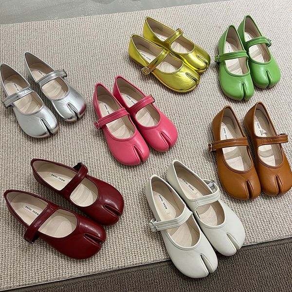 dress shoes bailamos women flat split toe womens square retro single one word buckle shallow mouth mary jane sandals 230224, Black
dress shoes bailamos women flat split toe womens square retro single one word buckle shallow mouth mary jane sandals 230224, Black