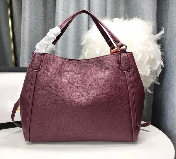 luxurys designers handbags bags shopping bag crossbody bags for women large size genuine leather chains bag totes designer handbags women lu
luxurys designers handbags bags shopping bag crossbody bags for women large size genuine leather chains bag totes designer handbags women lu