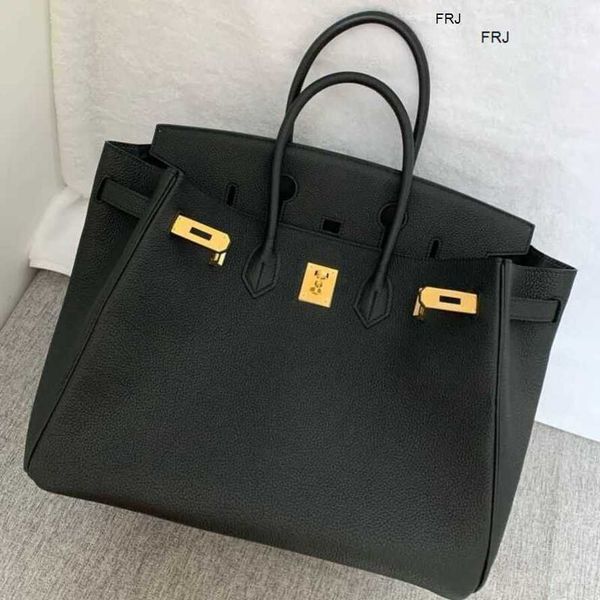 designer bags birkin handbags herme tote bag togo leather lychee pattern fashionable versatile cowhide lock buckle handbag 2530 have logo fr
designer bags birkin handbags herme tote bag togo leather lychee pattern fashionable versatile cowhide lock buckle handbag 2530 have logo fr