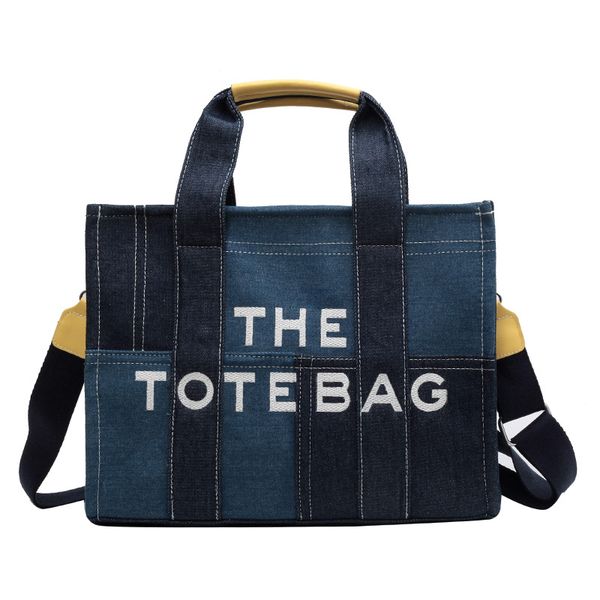 jacobss the traveler tote bag with wide shoulder strap women designer crossbodys shoulder bag luxurys handbag the totes overnight trips bag
jacobss the traveler tote bag with wide shoulder strap women designer crossbodys shoulder bag luxurys handbag the totes overnight trips bag