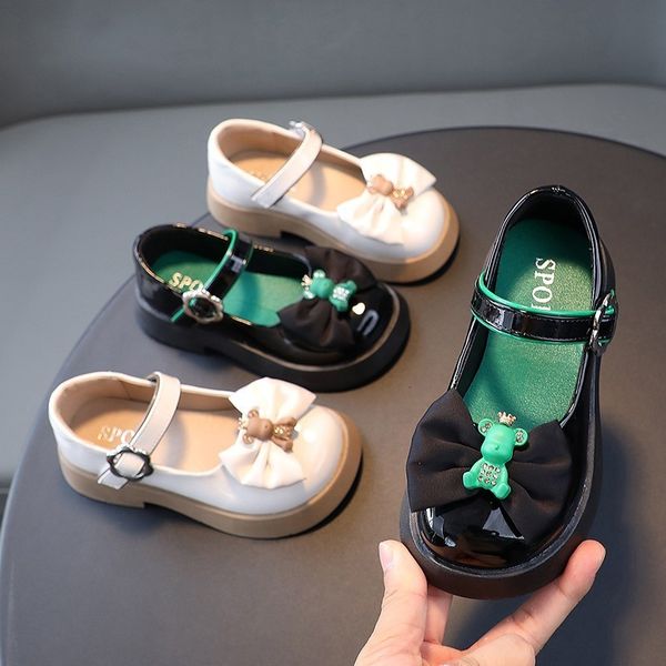 sandals autumn children shoes girls soft sole leather sweet bowknot princess for party fashion students 230225, Black;red
sandals autumn children shoes girls soft sole leather sweet bowknot princess for party fashion students 230225, Black;red